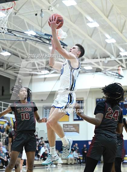 Thumbnail 2 in Brunswick vs. Garfield Community Learning Center (OHSAA D1 District Semifinal) photogallery.