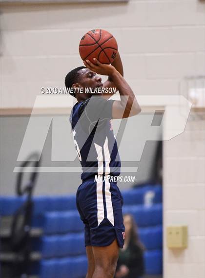 Thumbnail 3 in Holy Trinity Episcopal vs. Windermere Prep (First Academy Shootout) photogallery.