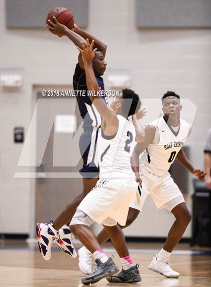 Thumbnail 3 in Holy Trinity Episcopal vs. Windermere Prep (First Academy Shootout) photogallery.