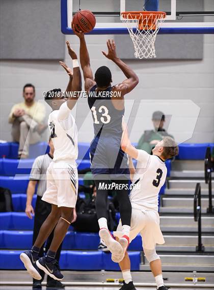 Thumbnail 2 in Holy Trinity Episcopal vs. Windermere Prep (First Academy Shootout) photogallery.