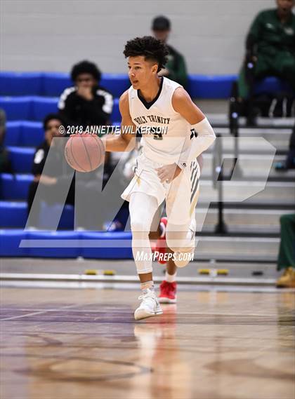 Thumbnail 2 in Holy Trinity Episcopal vs. Windermere Prep (First Academy Shootout) photogallery.