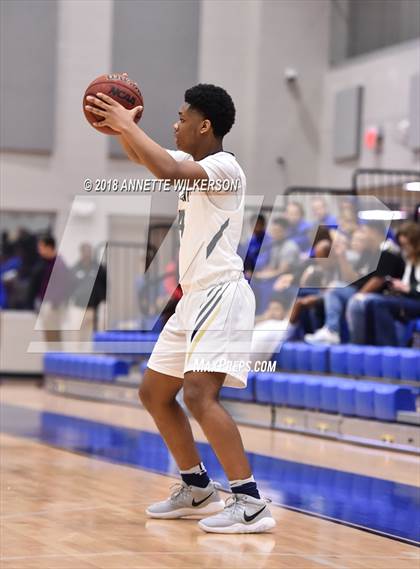 Thumbnail 1 in Holy Trinity Episcopal vs. Windermere Prep (First Academy Shootout) photogallery.