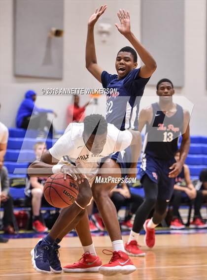 Thumbnail 3 in Holy Trinity Episcopal vs. Windermere Prep (First Academy Shootout) photogallery.