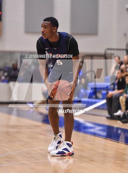 Thumbnail 3 in Holy Trinity Episcopal vs. Windermere Prep (First Academy Shootout) photogallery.