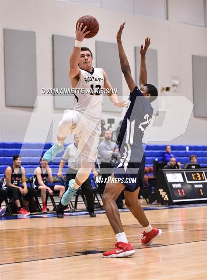 Thumbnail 2 in Holy Trinity Episcopal vs. Windermere Prep (First Academy Shootout) photogallery.