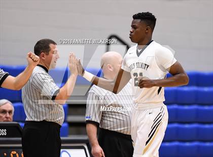 Thumbnail 1 in Holy Trinity Episcopal vs. Windermere Prep (First Academy Shootout) photogallery.