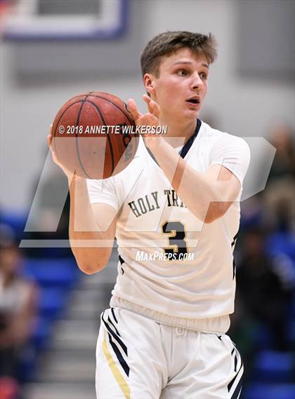 Thumbnail 3 in Holy Trinity Episcopal vs. Windermere Prep (First Academy Shootout) photogallery.