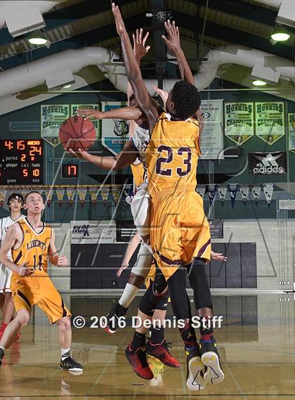 Thumbnail 2 in Christian Brothers vs. Liberty (Adidas Challenge) photogallery.