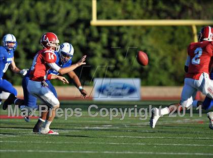 Thumbnail 3 in Bingham vs. Orange Lutheran (Mission Viejo Football Classic) photogallery.