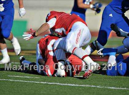 Thumbnail 3 in Bingham vs. Orange Lutheran (Mission Viejo Football Classic) photogallery.