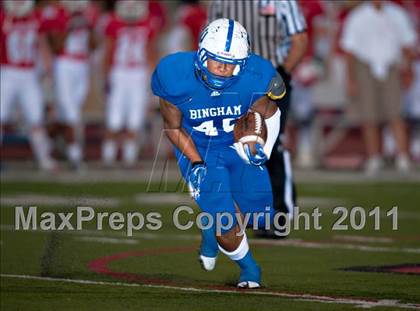 Thumbnail 3 in Bingham vs. Orange Lutheran (Mission Viejo Football Classic) photogallery.