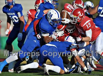 Thumbnail 2 in Bingham vs. Orange Lutheran (Mission Viejo Football Classic) photogallery.