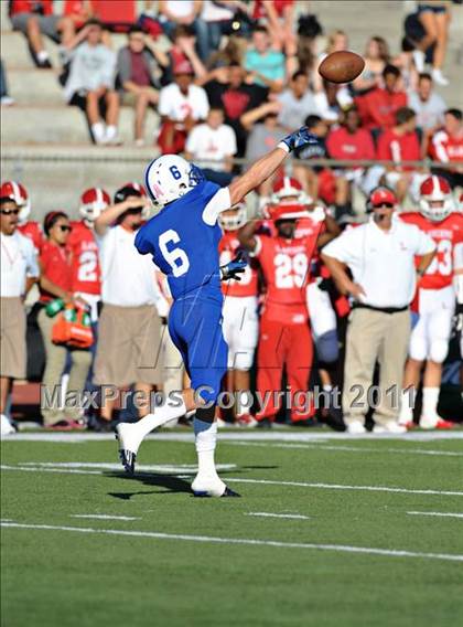 Thumbnail 2 in Bingham vs. Orange Lutheran (Mission Viejo Football Classic) photogallery.