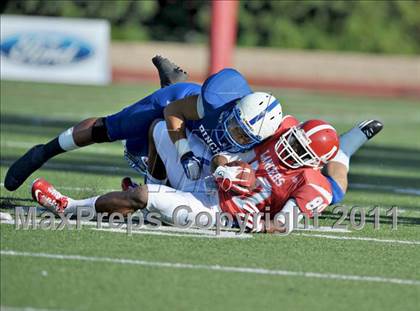 Thumbnail 1 in Bingham vs. Orange Lutheran (Mission Viejo Football Classic) photogallery.