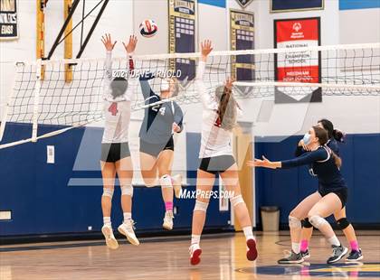 Thumbnail 1 in Wellesley @ Needham photogallery.