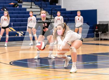 Thumbnail 2 in Wellesley @ Needham photogallery.