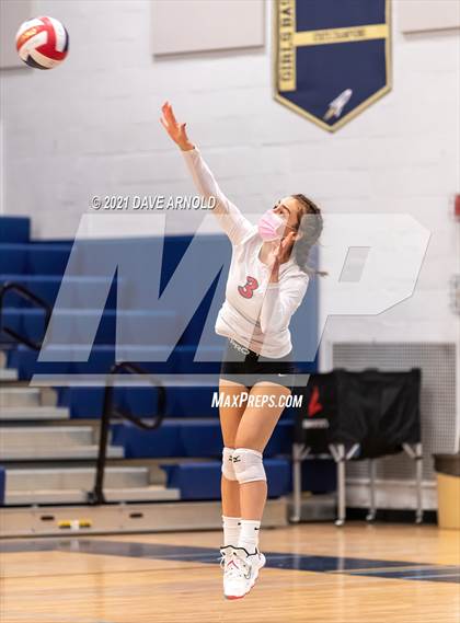 Thumbnail 3 in Wellesley @ Needham photogallery.