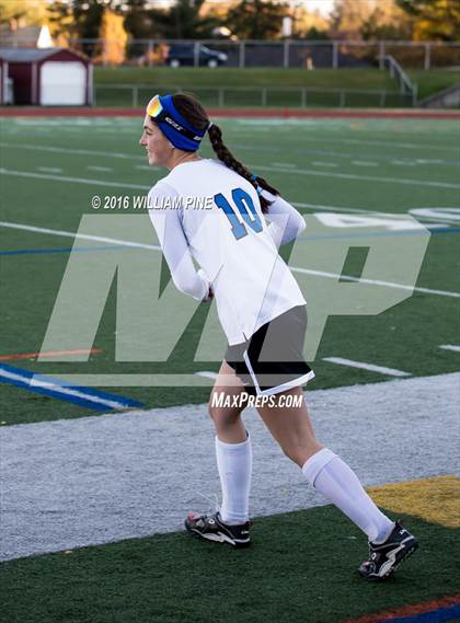 Thumbnail 2 in Onteora vs. Rondout Valley (Section 9 Class C Final) photogallery.