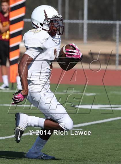 Thumbnail 1 in Bellflower @ Esperanza photogallery.