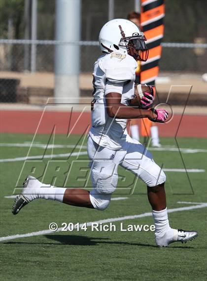 Thumbnail 2 in Bellflower @ Esperanza photogallery.