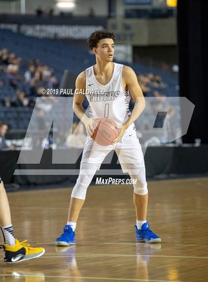 Thumbnail 2 in Kentridge vs. Battle Ground (WIAA 4A First Round) photogallery.