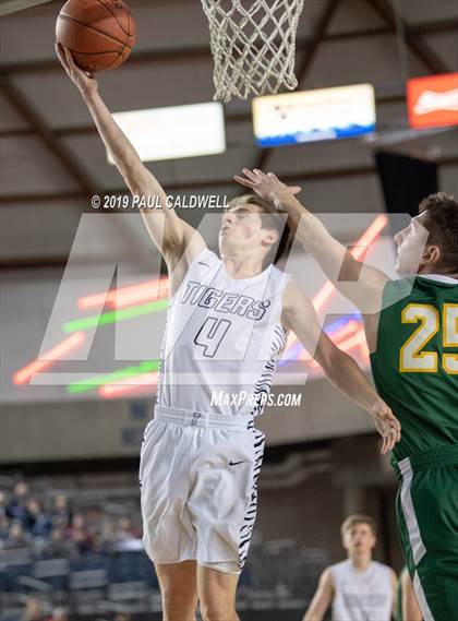 Thumbnail 3 in Kentridge vs. Battle Ground (WIAA 4A First Round) photogallery.