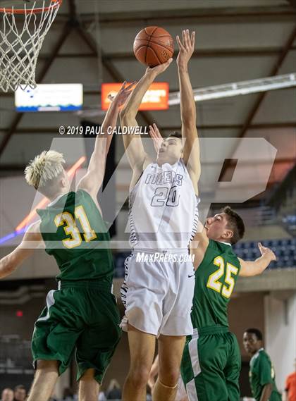 Thumbnail 3 in Kentridge vs. Battle Ground (WIAA 4A First Round) photogallery.
