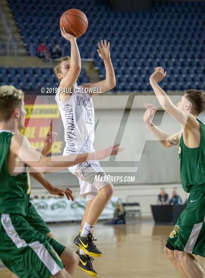 Thumbnail 3 in Kentridge vs. Battle Ground (WIAA 4A First Round) photogallery.