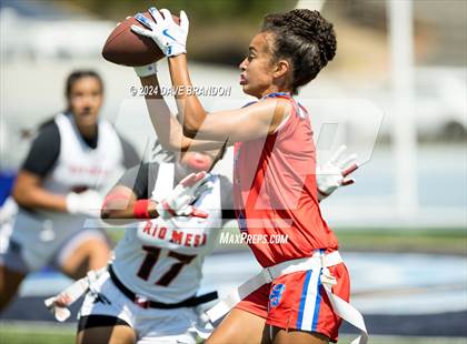 Thumbnail 2 in Rio Mesa @ San Marcos photogallery.