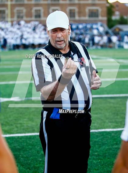 Thumbnail 3 in Cathedral vs Loyola photogallery.