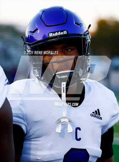 Thumbnail 3 in Cathedral vs Loyola photogallery.