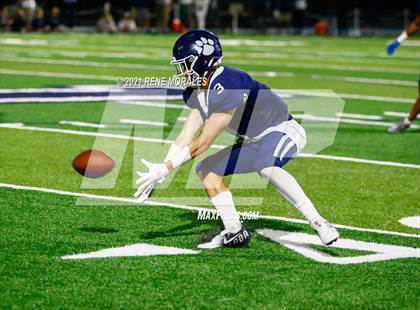 Thumbnail 1 in Cathedral vs Loyola photogallery.