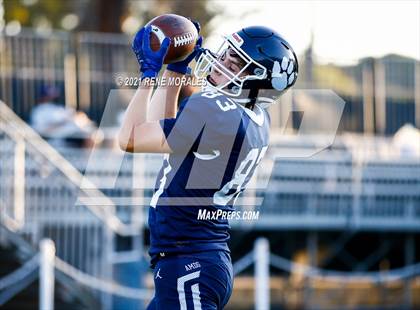 Thumbnail 1 in Cathedral vs Loyola photogallery.