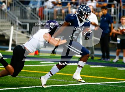 Thumbnail 2 in Cathedral vs Loyola photogallery.