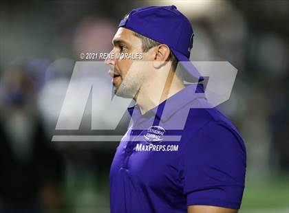 Thumbnail 2 in Cathedral vs Loyola photogallery.