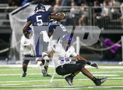 Thumbnail 3 in Cathedral vs Loyola photogallery.