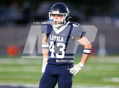 Thumbnail 3 in Cathedral vs Loyola photogallery.