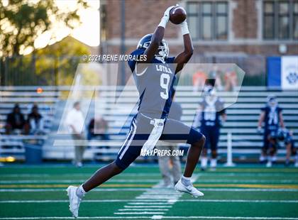 Thumbnail 3 in Cathedral vs Loyola photogallery.