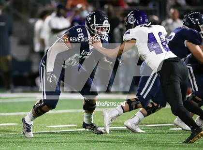 Thumbnail 3 in Cathedral vs Loyola photogallery.