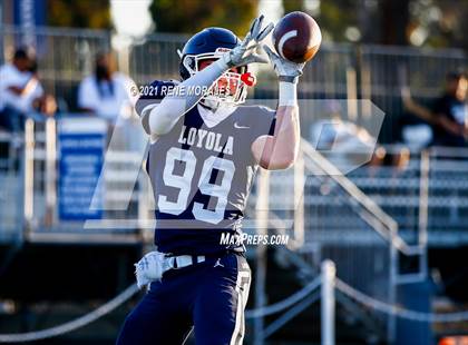 Thumbnail 3 in Cathedral vs Loyola photogallery.