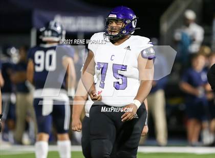 Thumbnail 3 in Cathedral vs Loyola photogallery.