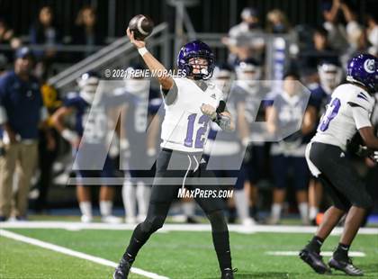 Thumbnail 2 in Cathedral vs Loyola photogallery.