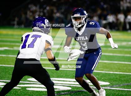 Thumbnail 2 in Cathedral vs Loyola photogallery.