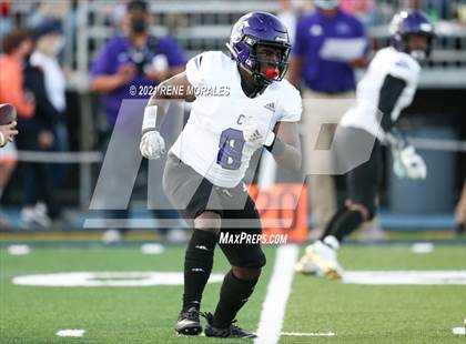 Thumbnail 2 in Cathedral vs Loyola photogallery.