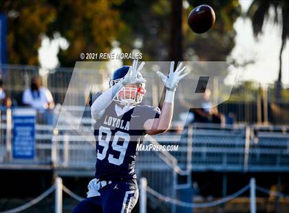 Thumbnail 2 in Cathedral vs Loyola photogallery.