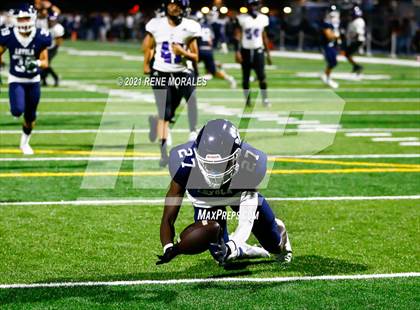 Thumbnail 2 in Cathedral vs Loyola photogallery.