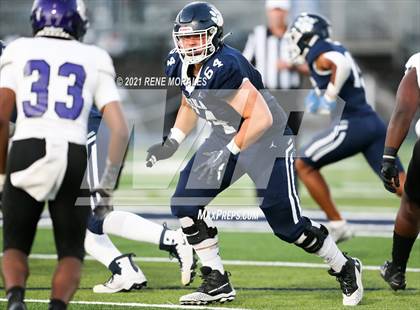 Thumbnail 2 in Cathedral vs Loyola photogallery.