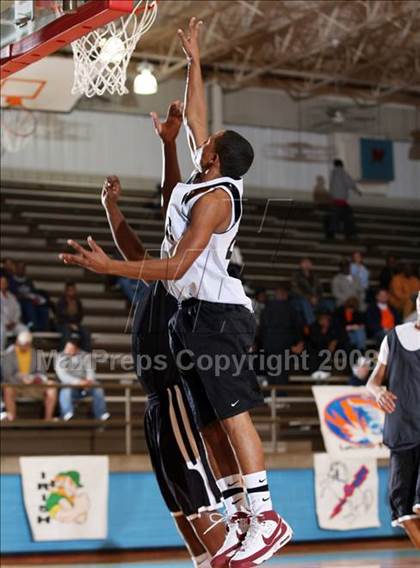 Thumbnail 2 in Lancaster vs Bishop McGuinness (Texas-Oklahoma Shootout) photogallery.