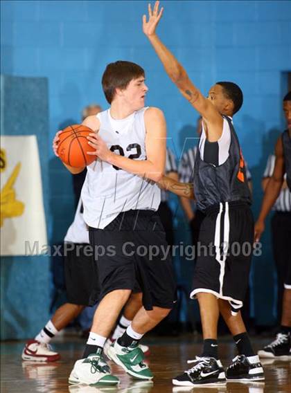 Thumbnail 1 in Lancaster vs Bishop McGuinness (Texas-Oklahoma Shootout) photogallery.