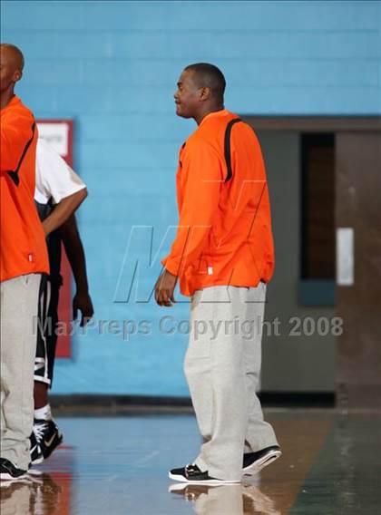 Thumbnail 3 in Lancaster vs Bishop McGuinness (Texas-Oklahoma Shootout) photogallery.